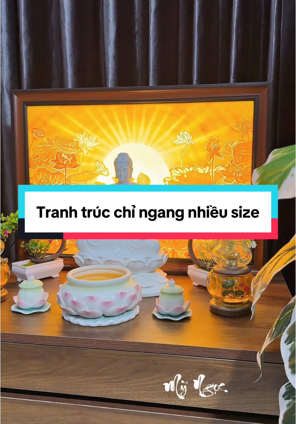 Tranh đèn trúc chỉ giúp tăng sự trang nghiêm, ấm áp không gian thờ 🙏 #myngoc #hocphatmoingay #phatgiao #phatphap #tranhtrucchi #denhaoquang #dothocung 