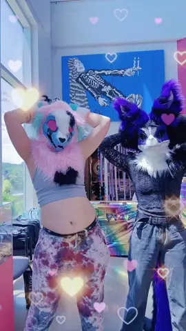 #skulldogfursuit #fursuiter #skulldogs #furry #skulls #skully 