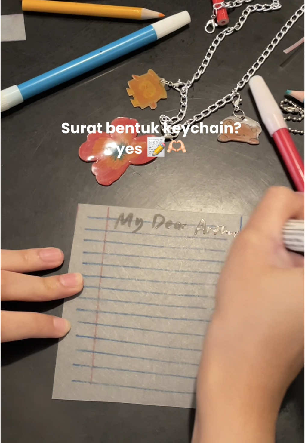 Pernah kepikiran nggak sih, bikin surat yang bisa kamu simpen… literally as a keychain? 👀 Well, now you can. Di workshop ini, kamu bisa tulis apapun di kertas, terus kita shrink dan jadiin keychain yang gemes banget 💫 Mark your calendar: 14 Juni is the day! Registrasi akan dibuka real soon, so make sure kamu stay tuned‼️ Follow juga IG @andbeyone biar nggak ketinggalan info lengkap & slot workshop-nya! Let’s create something tiny, artsy, and full of meaning together 🙌🏻 #BeYourNumberOneEscape #BeadsCharmWorkshop #WorkshopSolo #fypage #surakarta #uns #ums #beadscharm #aksesorislucu #beauty #wheretogo #dateideas