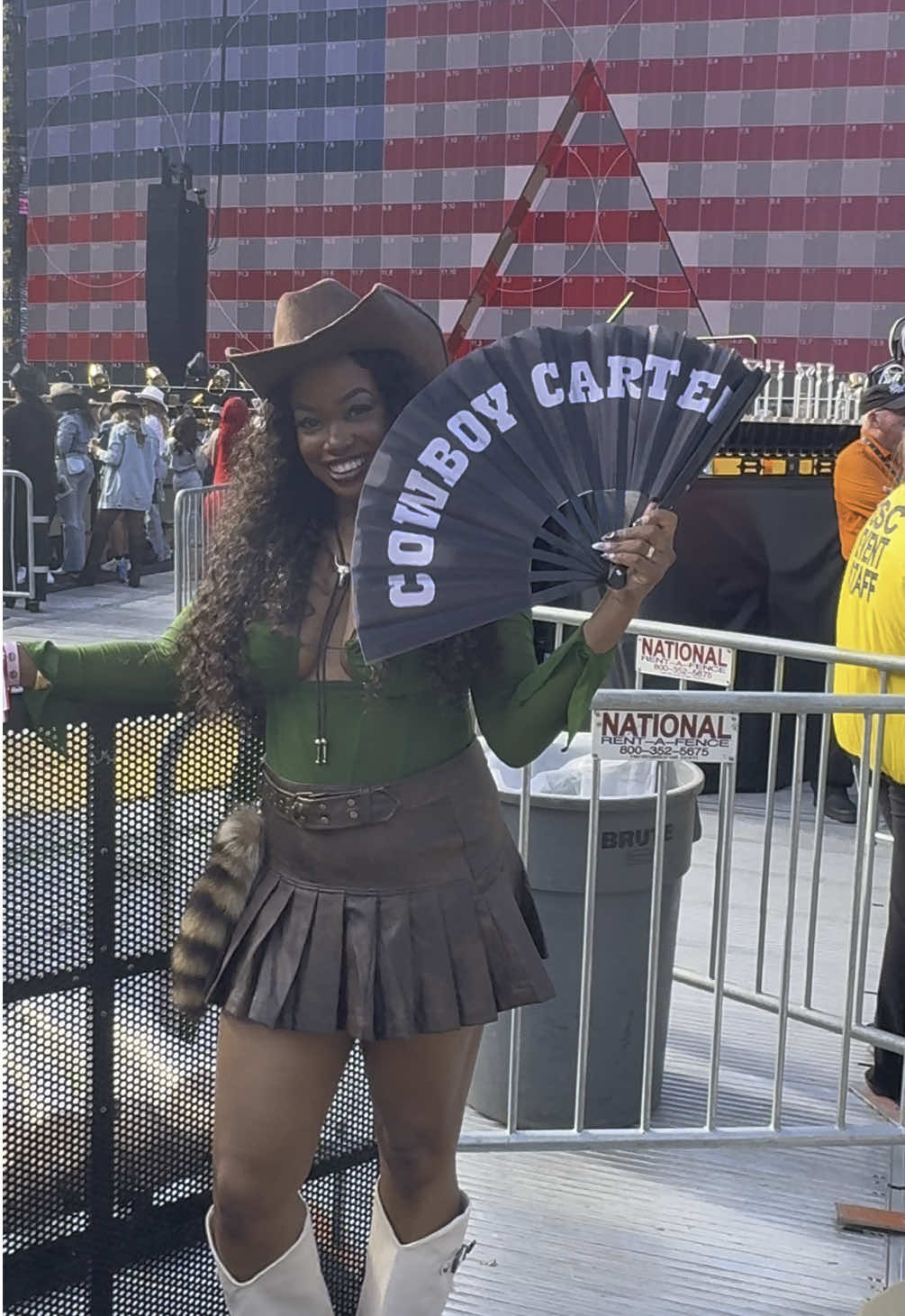 🤠🫡 #cowboycarter #cowboycarterbeyonce #worldtour #beyhive #l##
