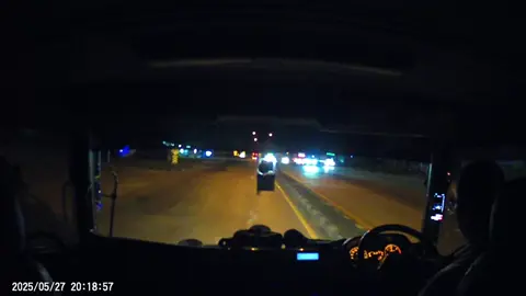 หนื่อยจริงๆขับรถทำเวลา #ด่วนหาดใหญ่ 