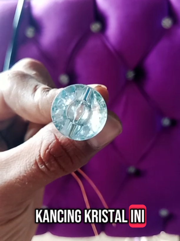 Kancing Kristal Sofa. #kancingkristalsofa #kancingkristal #asesorissofa