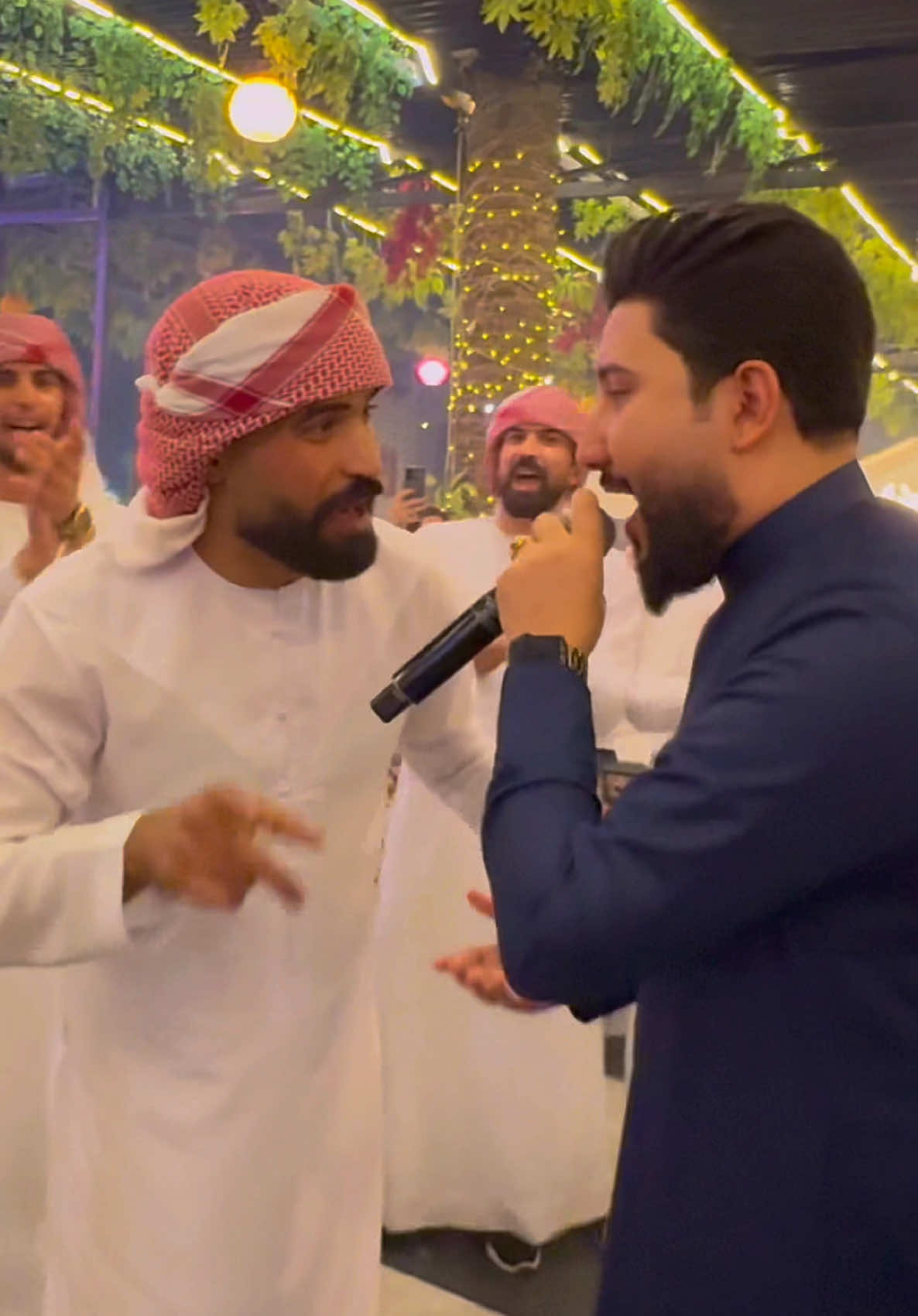 والله لاخذها بعناد @علاوي الشعباني @محمد ضياء @الفنان عمر نادر الحلبوسي @حامد العبيدي @حسين العبيدي @خالد المصور @رسول 👑 @⭐️منصور العازف ⭐️🎹 @حسون الظفيري @علي سلمان @👑رآمـي آلعلوآني 👑 #عموري_العبيدي #عمر_الحلبوسي #عمر_نادر #عمر_نادر_الحلبوسي #حلات_واتس #ترندات_تيك_توك #مطعم_بابا_جدو 