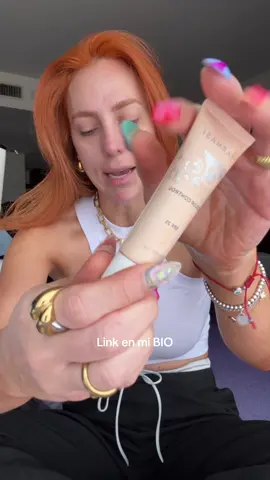 Amoooo esta CC cream  Estoy usando tono médium  Link en mi BIO 