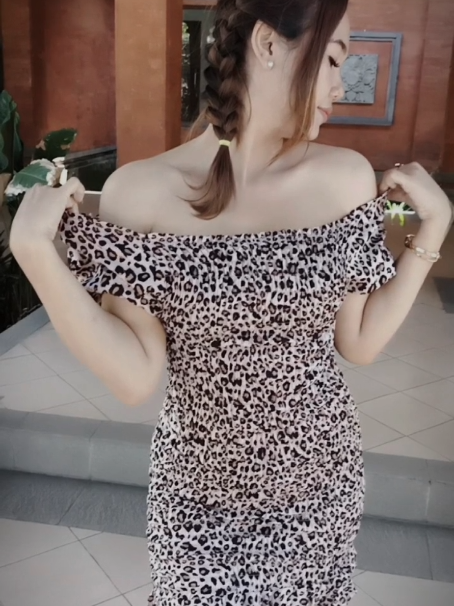 🙈 #CapCut #fypシ゚viral #minidresses #fashion #fakebodyy⚠️ #minidress #fypage #fakebody #fypシ゚ #bodycon 