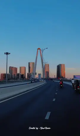 Làm cho bản thân bận rộn một chút, bận đến mức không còn thời gian để nghĩ về những chuyện không nên nghĩ. Rồi bạn sẽ thấy, rất nhiều điều… tự nó trôi qua.#xuhuongtiktok #viral #capcut #nhạchaymỗingày #fyppppppppppppppppppppppp #tiktok #xh 