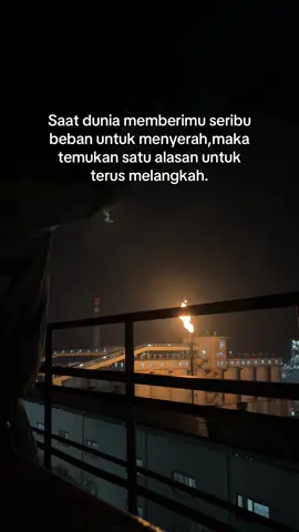 Hidup terus berjalan tanpa bertanya sanggup atau tidak. #imiphits_helemkuning #katakata #imiphits 