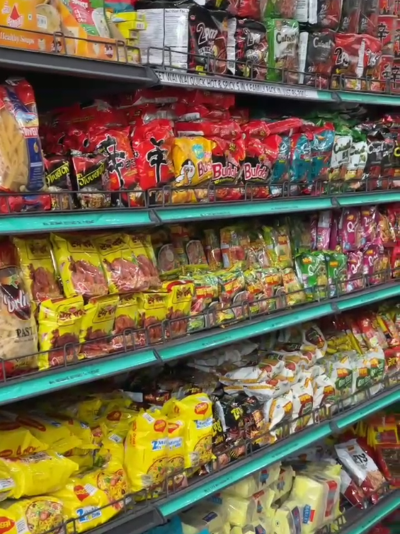 Oli Super Market Vlog😍 #surkhetsoft #surkhet #mart #Vlog #bailey  #birendranagar #olisupermarket #biggestmarketinsurkhet