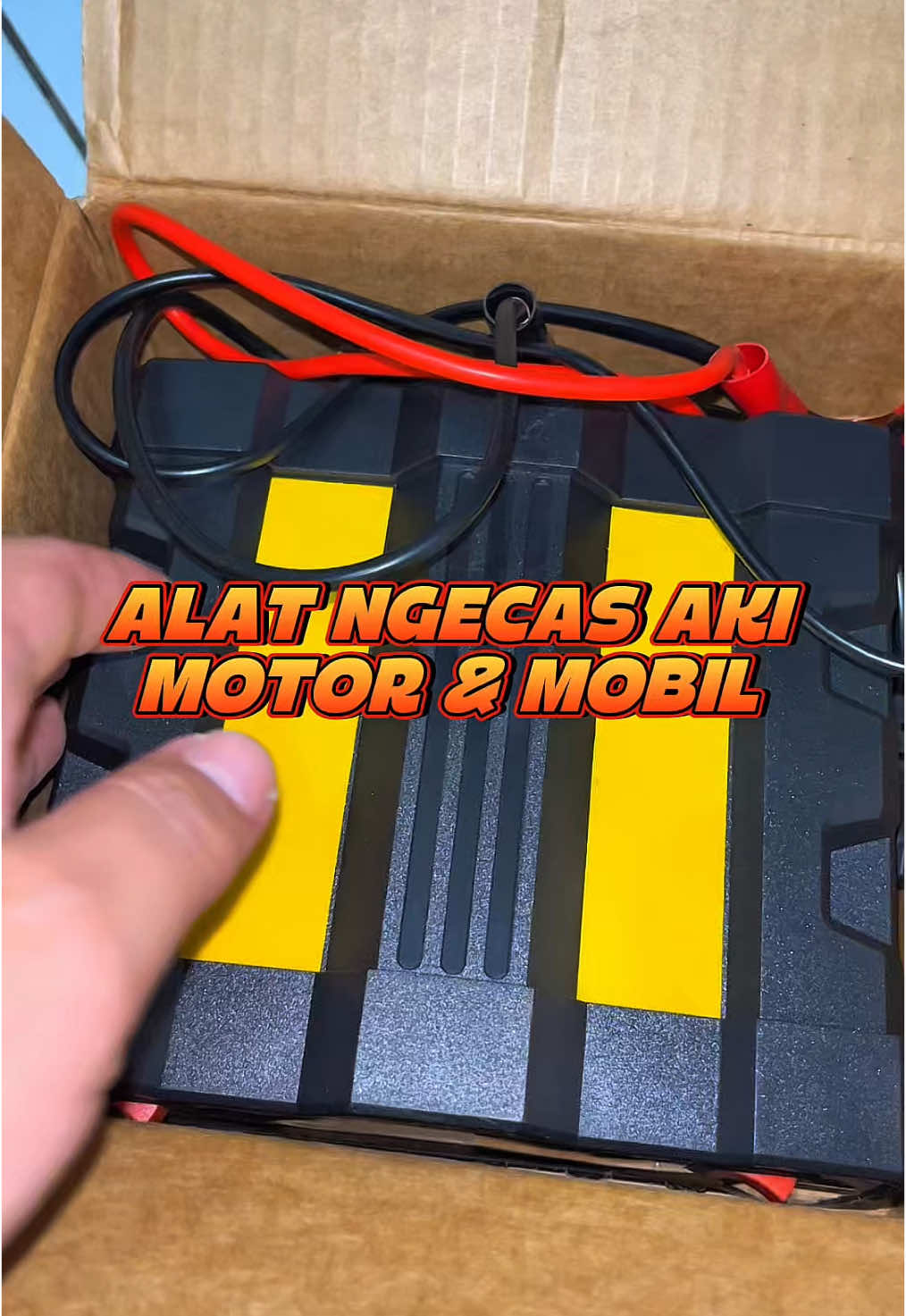 Alat ngecas aki motor dan mobil  #alatcasaki #chargeraki #chargerakimotor #chargerakimobil 
