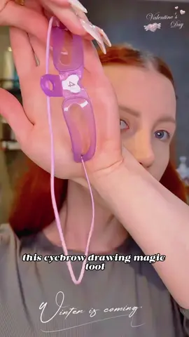 Eyebrow painting artifact