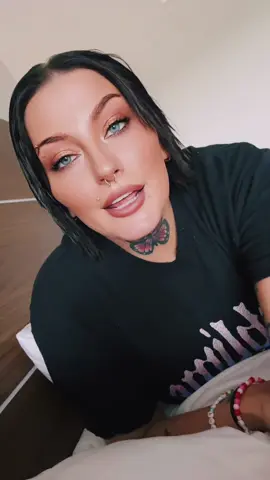 #wlw #lgbt #tattoos #blueeyes 