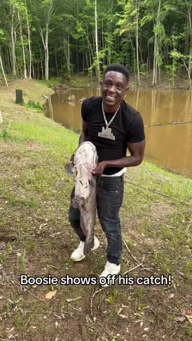 #Boosie shows off his catch! 🎣😳 #fishing #fyp 
