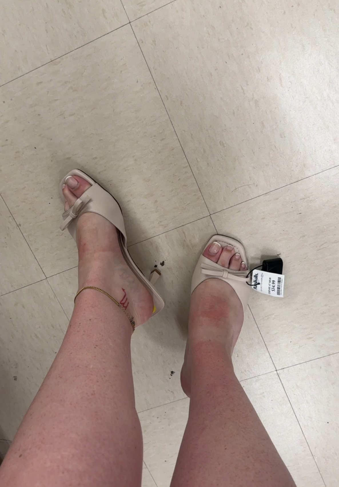 Ignore the sunburn lol @Marshalls #fyp #heels 