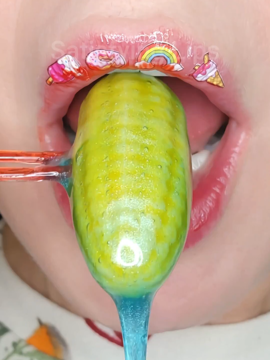 ASMR Satisfying Eating Emoji Foods #asmr #emojichallenge #satisfyinglips 