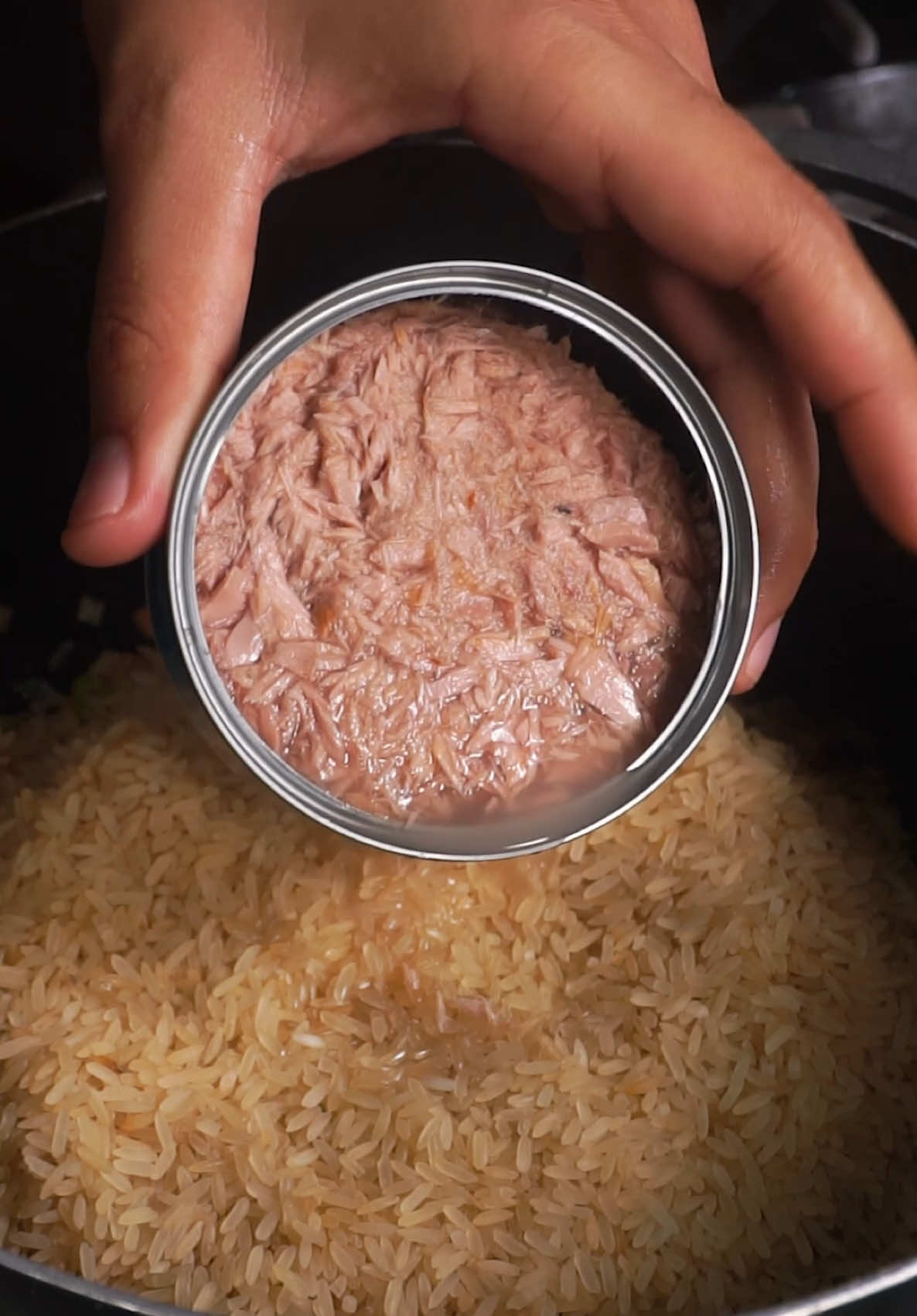 Arroz con atún superdelicioso Fácil, rápido y muy económico #recetas #cocina #recetasfaciles #cocinando #FoodTok #Cooking #EasyRecipes #QuickMeals #Tasty #HomeCooking #Foodie #RecipeOfTheDay #DinnerIdeas #ChefMode #InTheKitchen #Yummy