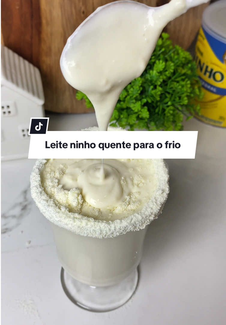 Nós do Norte e o nordeste esperando o frio🤡❄️😂 Receitinha de leite ninho quente pra vcs fazerem quando o frio chegar🌬️ #receita #frio #receitasimples #marido #receitafácil 