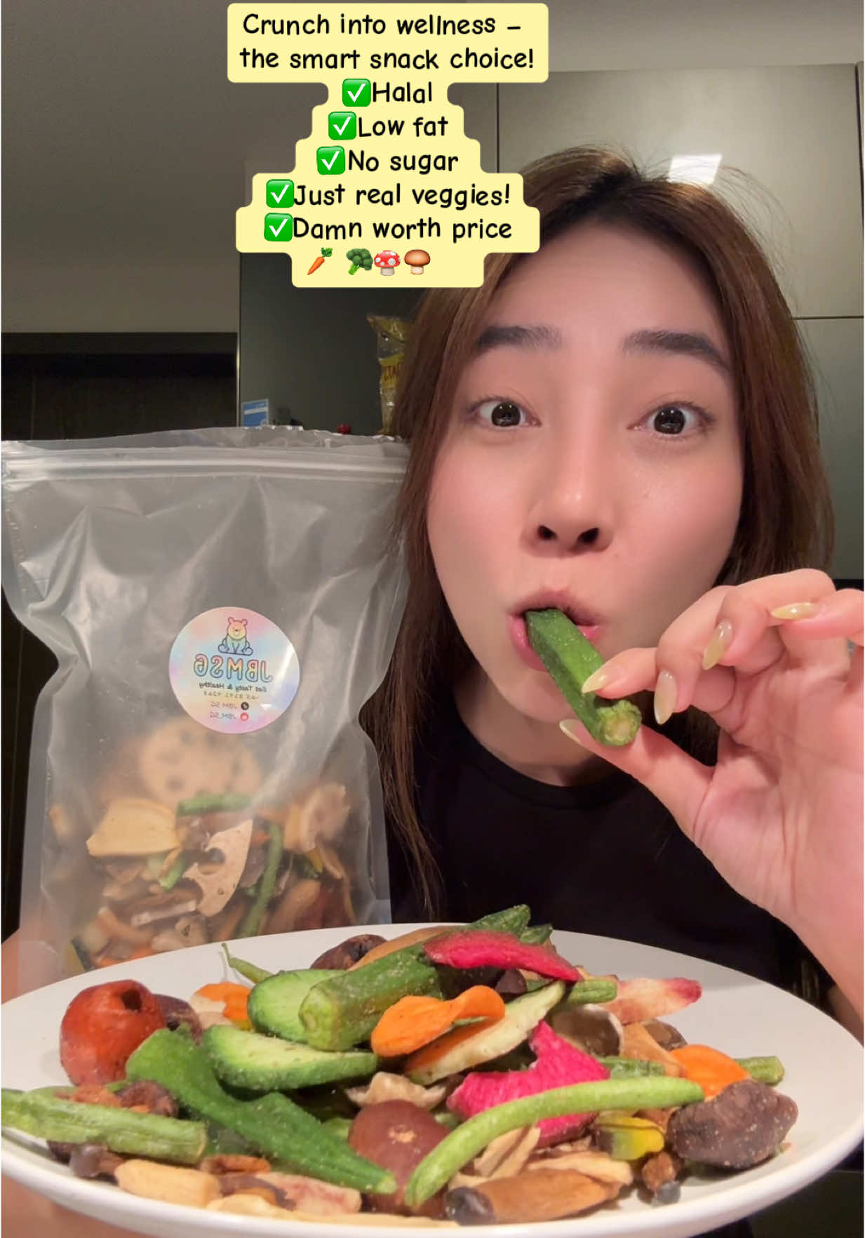 ✨ Clean eating has never been this crispy!  Crunchy, guilt-free goodness in every bite! Our freeze-dried veggies are natural – no added sugar, no preservatives, low in fat, and Halal-certified. Perfect for healthy snacking anytime, anywhere. #driedvegetables #healthysnack #healthyoption #healthy #healthylifestyle #healthyfood #snack #eatclean #eathealthy #vegetables #createtowin #jannainsingapore #mustbuy 