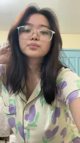 Hindi naman halatang fave ko tong sleepwear na to😩