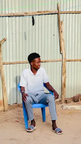 Abaha futada kagali Maxaa ladhaha 😂😂#iskuday😂 #somalitiktok #somalitiktok12 #foryoupage #foruyou #dagoodia #prtteyfatuushdiomond #boqorada_stylka #abgaaley😀 #hankalovely #jowharsomalia🇸🇴 