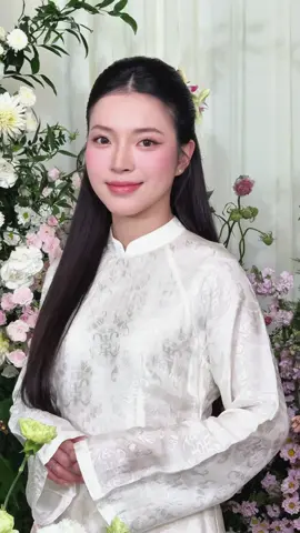 Đổi lens rồi nè mấy bà dịu hăm :))) Cô dâu Phương Thảo làm lễ gia tiên 🎀 Makeup Kiệt Trần  Video @_vidby.ngoctrucc__  #makeupcodau #codaugiatien #xuhuongtiktokk #viralvideo 