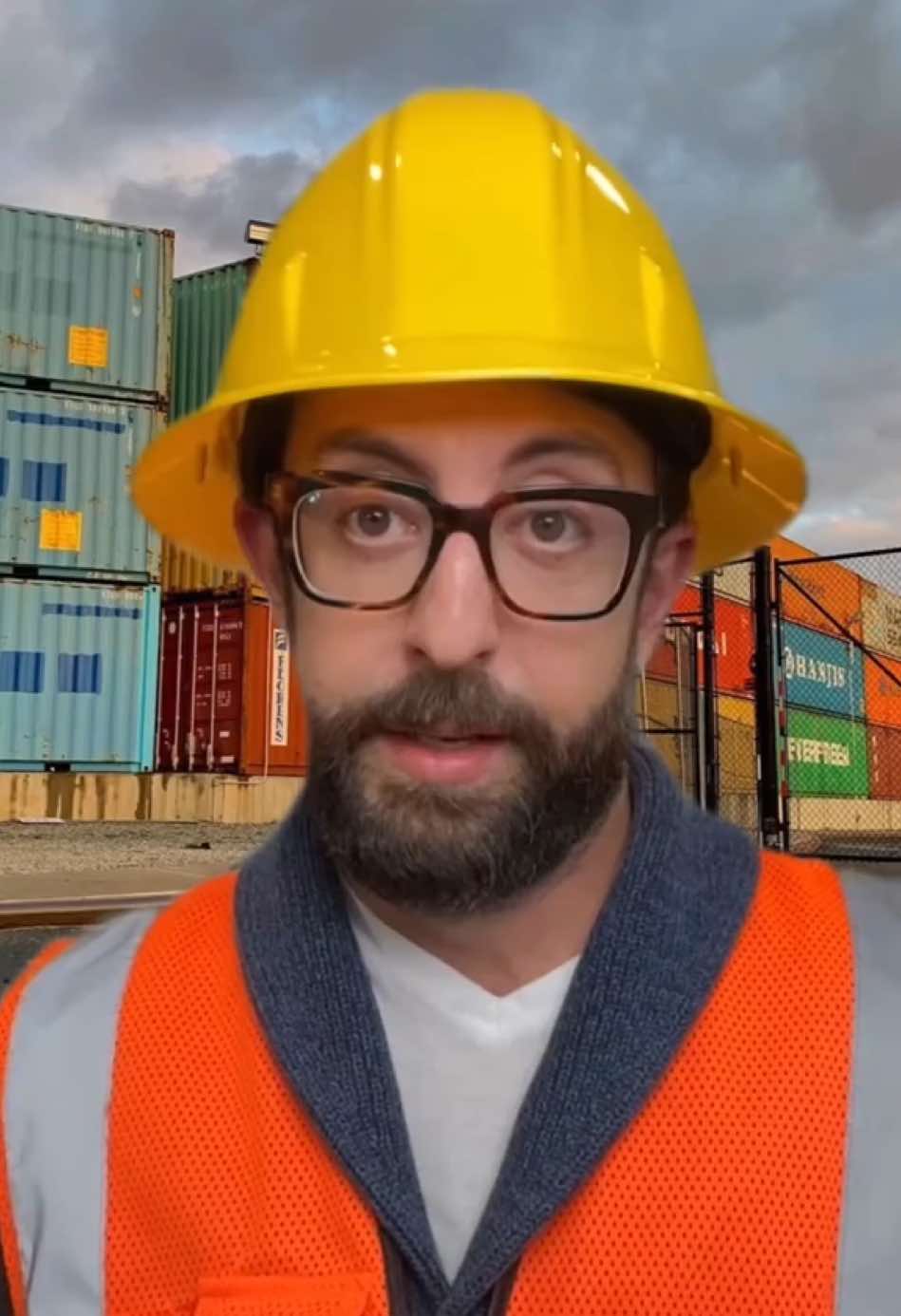 Construction fail 😱🦺 #comstruction #fail #react #fyp #foryour #adamfan #funy #viralvideos 