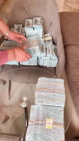 #asmrrelaxation #money #millionairevibes #millionaires #luxury #affirmations✍️💸💯🫰👈