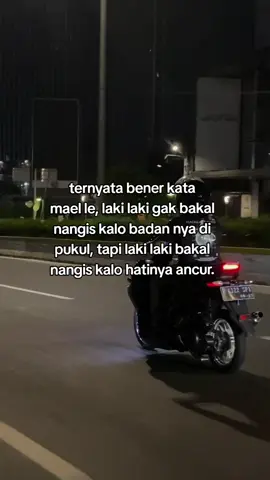 huft😔💔  #sadsong #sadstory #sadvibes #sadvibes🥀 #storymalam #storywa #fypシ゚viral #efyepedonggggggg #fyp 