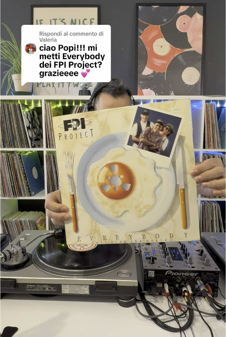 Risposta a @Valeria #fpiproject #everybody #popidj #vinile #dj #vinil #dischivinile #anni90 #dance90 #dance90s #danceanni90ricordi♥ @Davide Sala246 