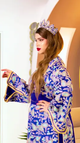 #mariage #dz #caftan #makeup #friends #vêtementsfemme  @Ali Coiffure oran 