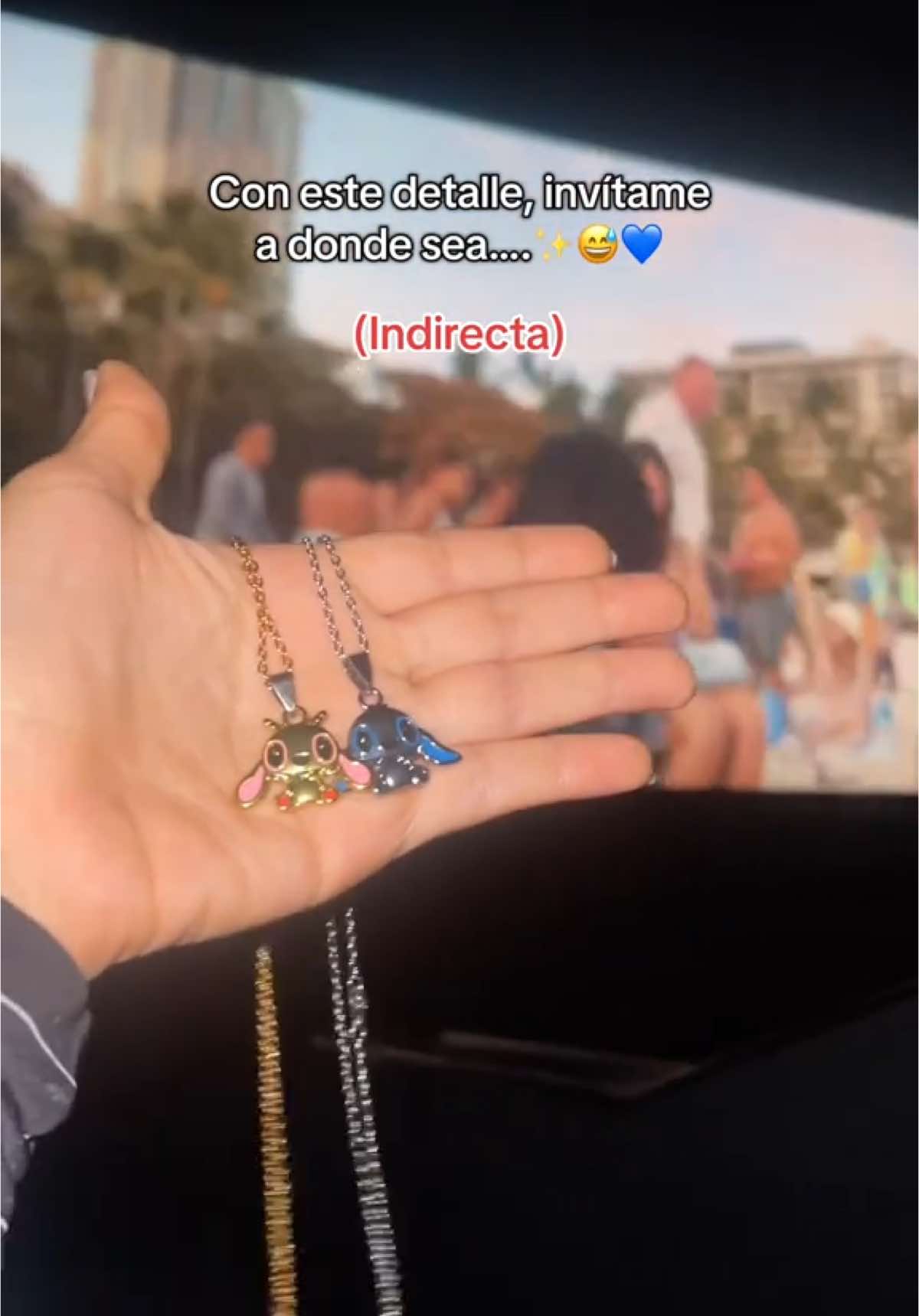 ¿No sabes cómo invitarle a ver Lilo & Stitch? Invítala con este Collar 💙🌺✨ #liloandstitch #liloystich #invitacionliloystitch #regaloparanovia #collarstitch #peru🇵🇪 #stitch #invitacionstitch #fypシ゚ #fansdestitch #peliculastitch #stitchlovers 