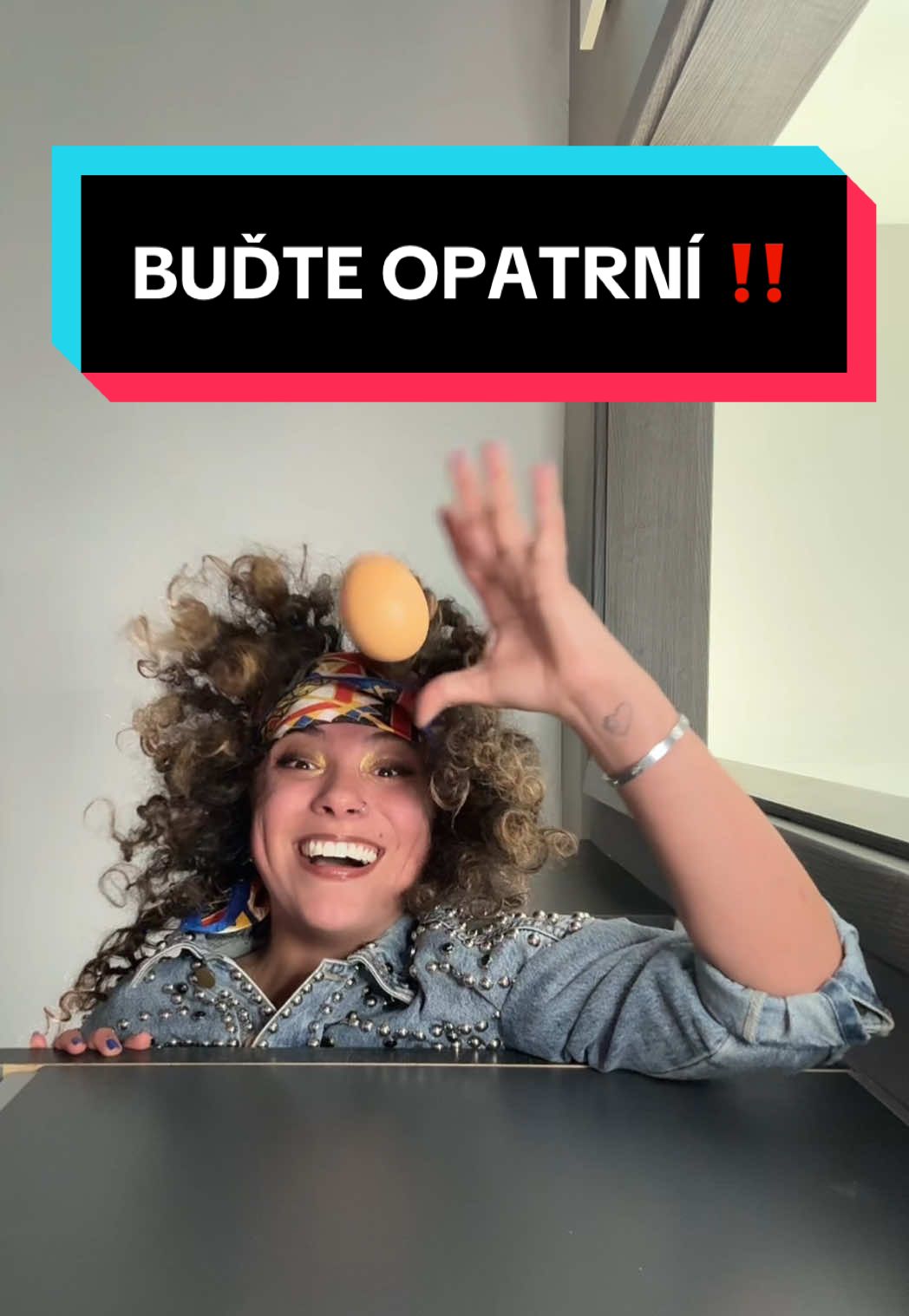 Dej like a chyť to! 💖 - - - - #czech #czechtiktok #czechrepublic🇨🇿 #tiktokcz #protebe #czechcomedy 