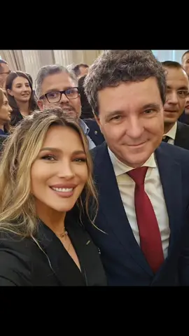 #Laurețiu 