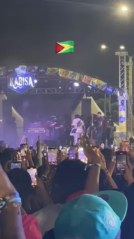 Malie show 🔥🔥🔥 #guyana🇬🇾 #caribbeantiktok #jamaicatiktok #fypシ゚viral 