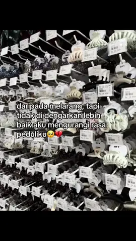 #fypage #sadcinta #fotolivesad🙃 #xyzabc #forupage #tidakdidengarkan #katakatasad #u4 #sadstory #
