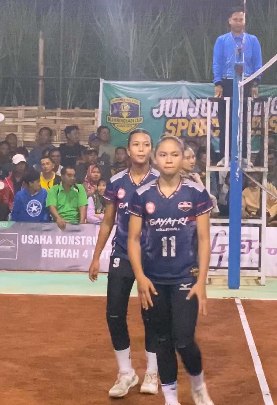 no.11 bisa terbang 🤍🕊 || btw nama nya siapa sih? #blimbingsari #blimbingsaricup #blimbingsarivolly #blimbingsarivollyball #mojokerto #mojokertovolley 