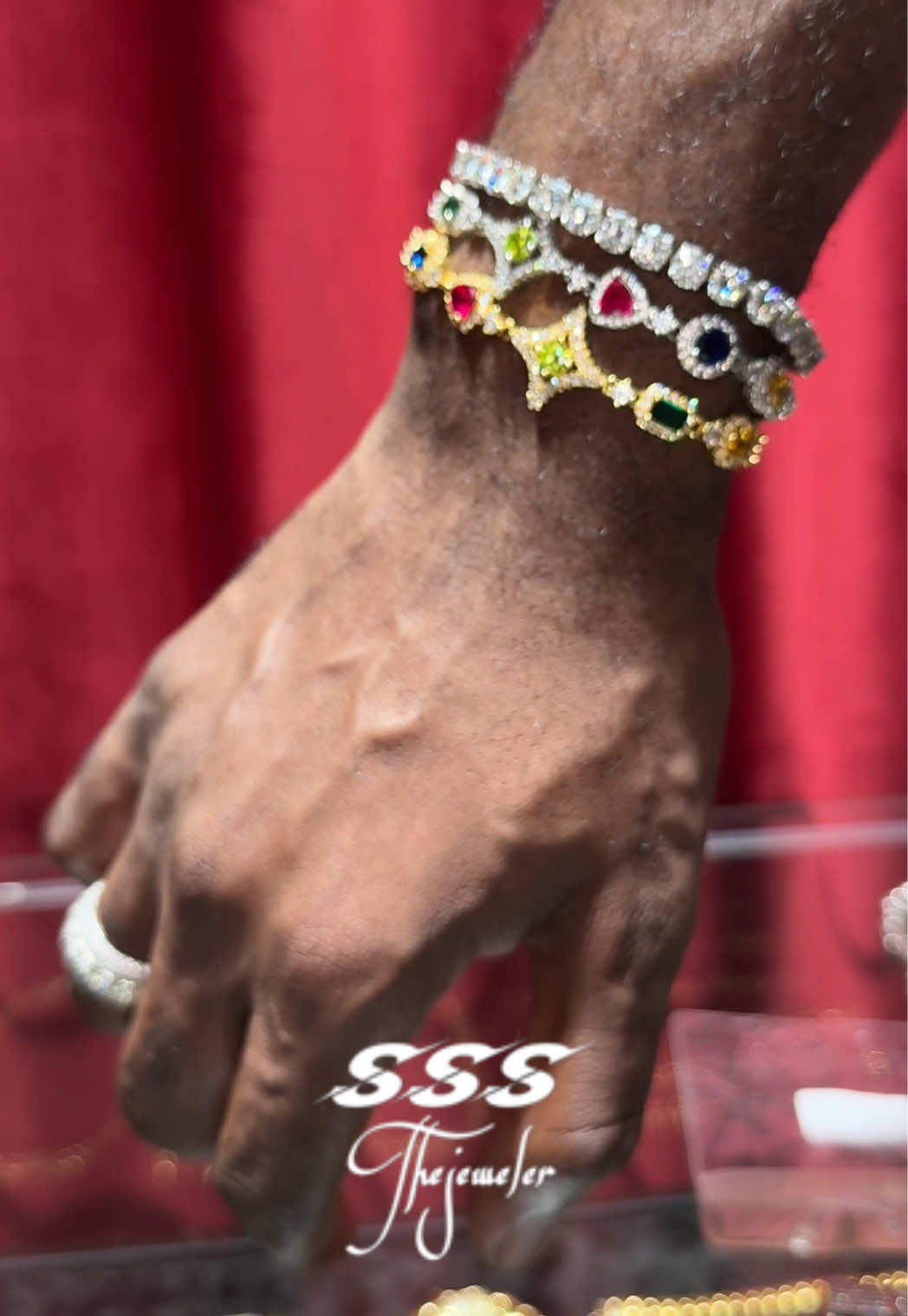 Palace gemstone bracelet set sapphire multi shape and colors  #palacebracelet #gemstonebracelet #sapphiregemstone #colorsgemstone #bracelet #gemstone 