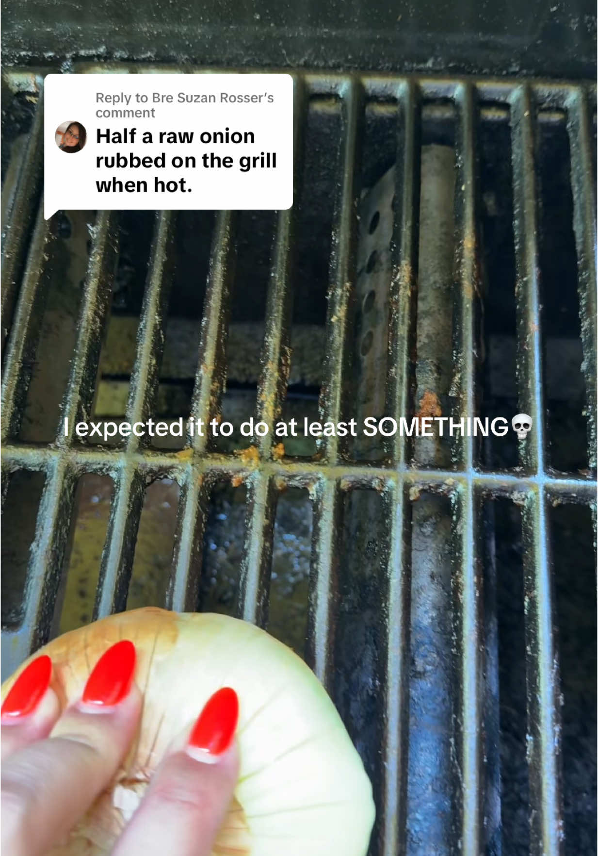 Replying to @Bre Suzan Rosser I really wanted to trust you guys but this was a gigantic FLOP. If it works for you great but this is not for me💀 it really did a whole lot of nothing #onion #grillcleaning #howtocleanagrill #cleangrill #scrubdaddy #bbqdaddy #scrubdaddybundle #fathersdaygift #giftideas #fathersdaygiftideas #giftforhim #cleaninghacks 