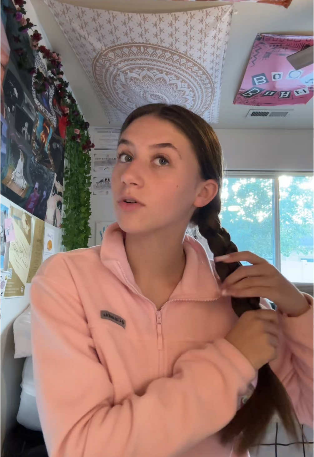 finally getting around to posting theseee  #foryoupage #fyp #explore #grwmaccount #grwm #grwmforschool #getreadywithme #makeup #outfit #MakeupRoutine 