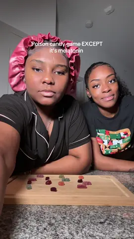 Poison candy game with a sleepy twist🤣💤 #shamelesssnacks #fypツ♡ #sistersoftiktok #tetenkeke 
