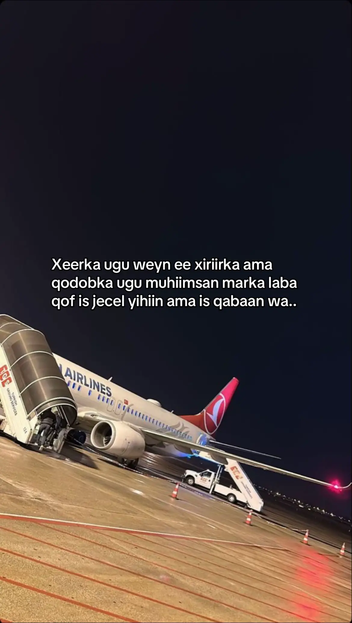 Xiriirka wanaagsan wuxuu ku dhisanyahay daacadnimo. Haddii aad lamaanahaaga ka xanaaqdo, ma aha xal inaad qof kale la xiriirto. Halkii aad qof kale u jeesan lahayd, waa inaad la hadashaa lamaanahaaga oo aad xal u raadsataan dhibaatooyinka idin dhex yaal.. Kalsooni iyo daacadnimo ha noqdaan saldhigga xiriirka – ha raadinin qof kale marka wax khaldamaan.
