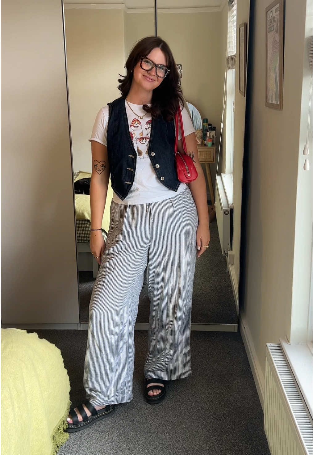 Mini little ootd from the weekend!! A denim waistcoat literally makes everything look better 💖 #fashion #midsize #midsizefashion #outfitinspo 