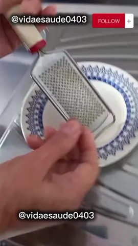 Chá de Noz Moscada para a saúde, bom para limpar cálculos na vesícula e proteger seu sistema respiratório.