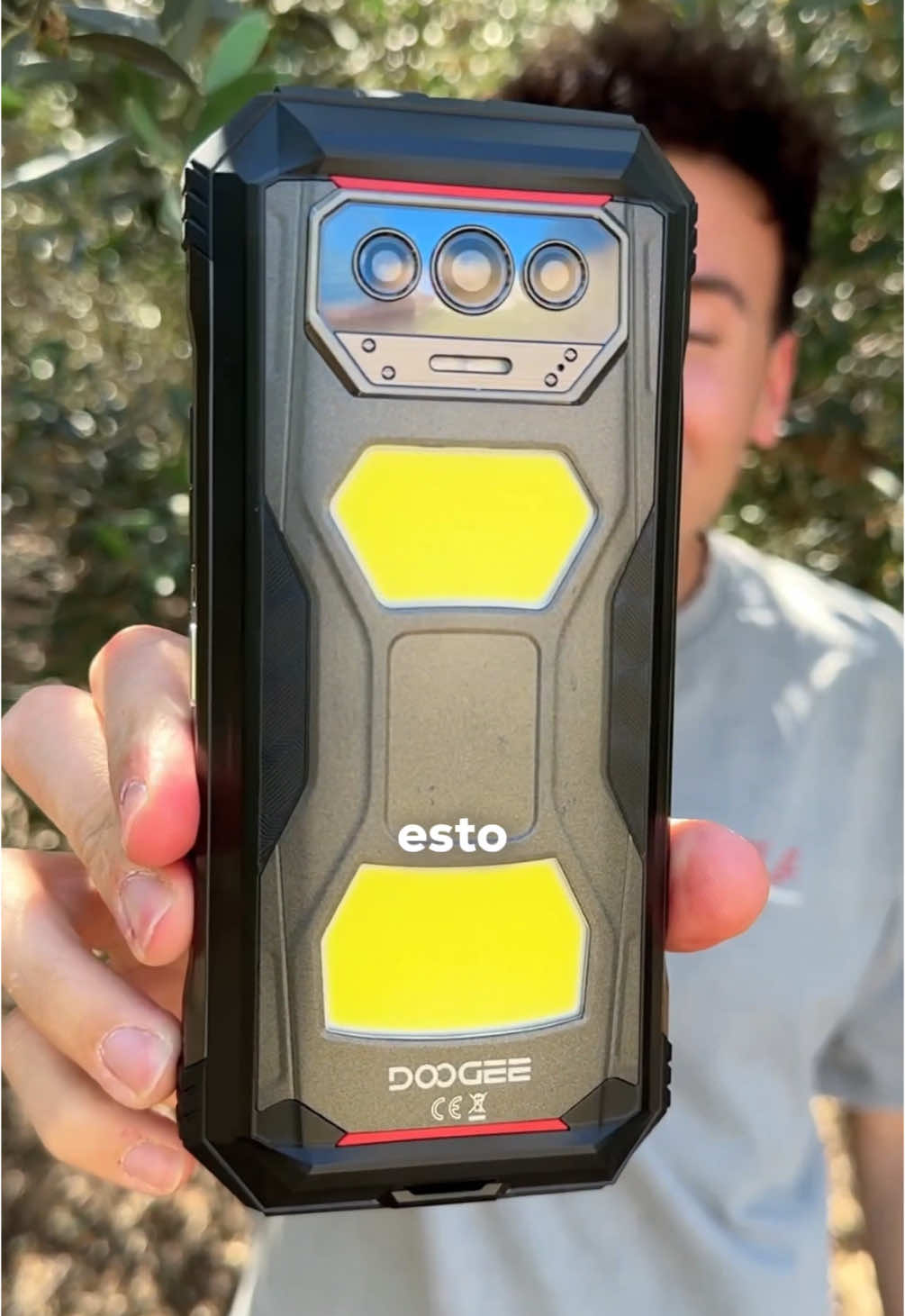 y a ti, te gusta? 😋                         .                             .                            .                                   . #saesi #saesimehizocomprarlo #doogee #doogeevmaxs #maxtothepower #rugged #techtok #telefonoindestructible 