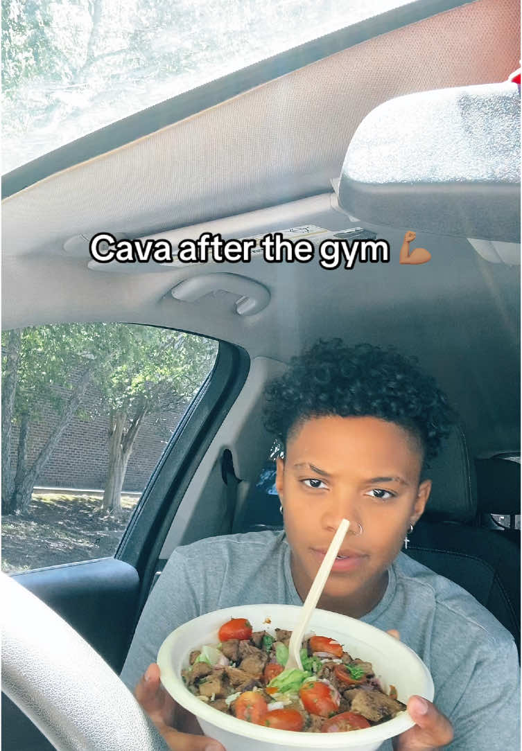 💪🏽#fyp #girlswholikegirls #studs #studsoftiktok #lgbtq #foryoupage #lesbiansoftiktok #studsbelike #studcheck #lesbian #viral #lgbtqpride🏳️‍🌈 