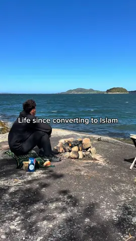 Since converting to Islam life became better Alhamdoulilah. I found peace and purpose, I have big goals but it’s still not easy to just fully walk away from the old lifestyle… Everything step by step and we keep patience. May God guide us all, Ameen🤍 #islam #muslim #alhamdulillah #revert #revertmuslim #CapCut 