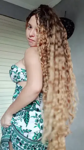 cachosondulados #onduladas #ondulada #cacheada #cachos #cabeloslongos #rapunzel #cabelosloiros #loirasbrasileiras #tocantins #bahia #visual #belezanatural #rapunzelbrasileira #rapunzeledit #rapunzelcosplay #rapunzelhair #músicasantigas #Flashback #flashbacksaturday #flashbackfriday #flashaback