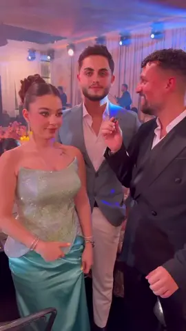 انس وبيسان في نفس المكان وكم رصيدهم بالبنك 😳🫂 #بيسان_اسماعيل #انس_الشايب #محمود_ماهر #انس_بيسان #انس_حاط_اغنيه_بيسان #دبي_الامارات #السعودية #المانيا 