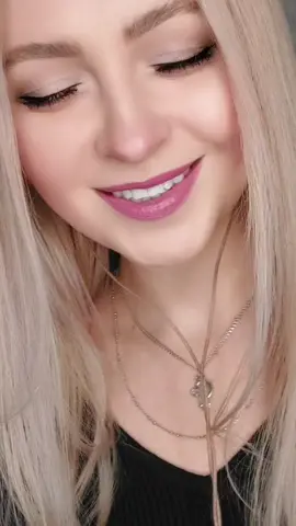 Ух, какая шикарная песня! приятного прослушивания, вам, мои дорогие друзья. #кавер#лейналивай#ветер#викаветер#оксананасанович#таблеткапозитива#videoviral#минск#recommendations#шансон#автор#оксананасановичэфир 