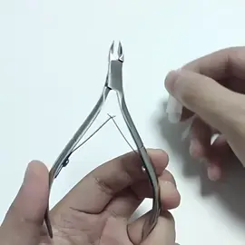 Alicate de cutícula + espatula + palito inox manicure 3 itens. Usar amolecedor de cutícula e esmalte