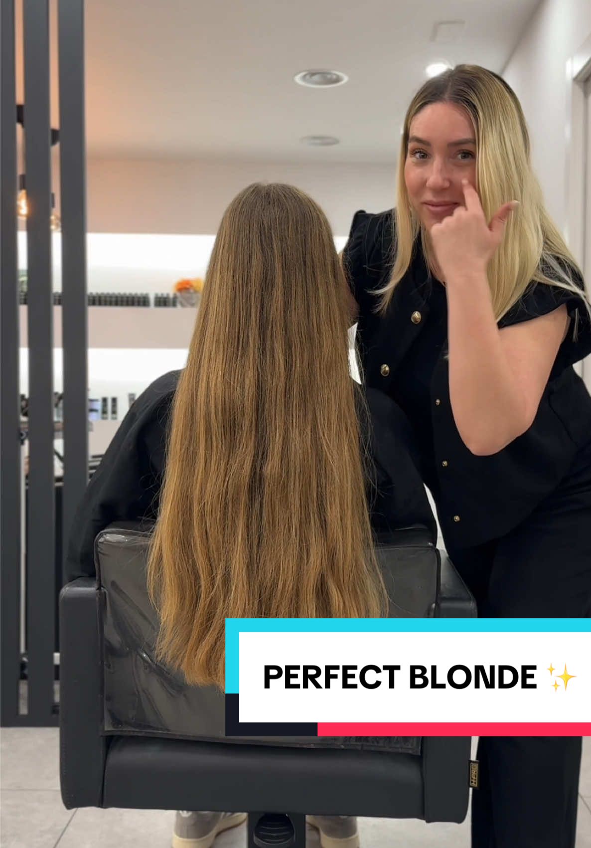 Perfect Blonde ✨🤍 cuando se habla de un balayage rubio perfecto para mí este video es la mejor definición‼️ #balayage #blondebalayage #blondehair #cabellorubio #pelorubio #truss #peluqueriabarcelona #peluqueria #hairstyle #blonde #balayagebarcelona #beauty 